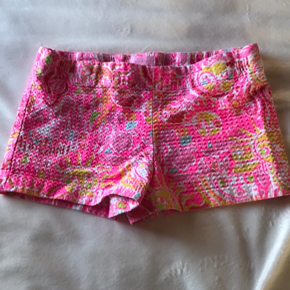 Lily Pulitzer girls size 10 pink patterned shorts